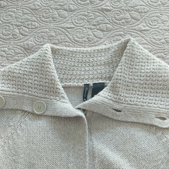 🙂new editions sweater cover up - Picture 2 of 7